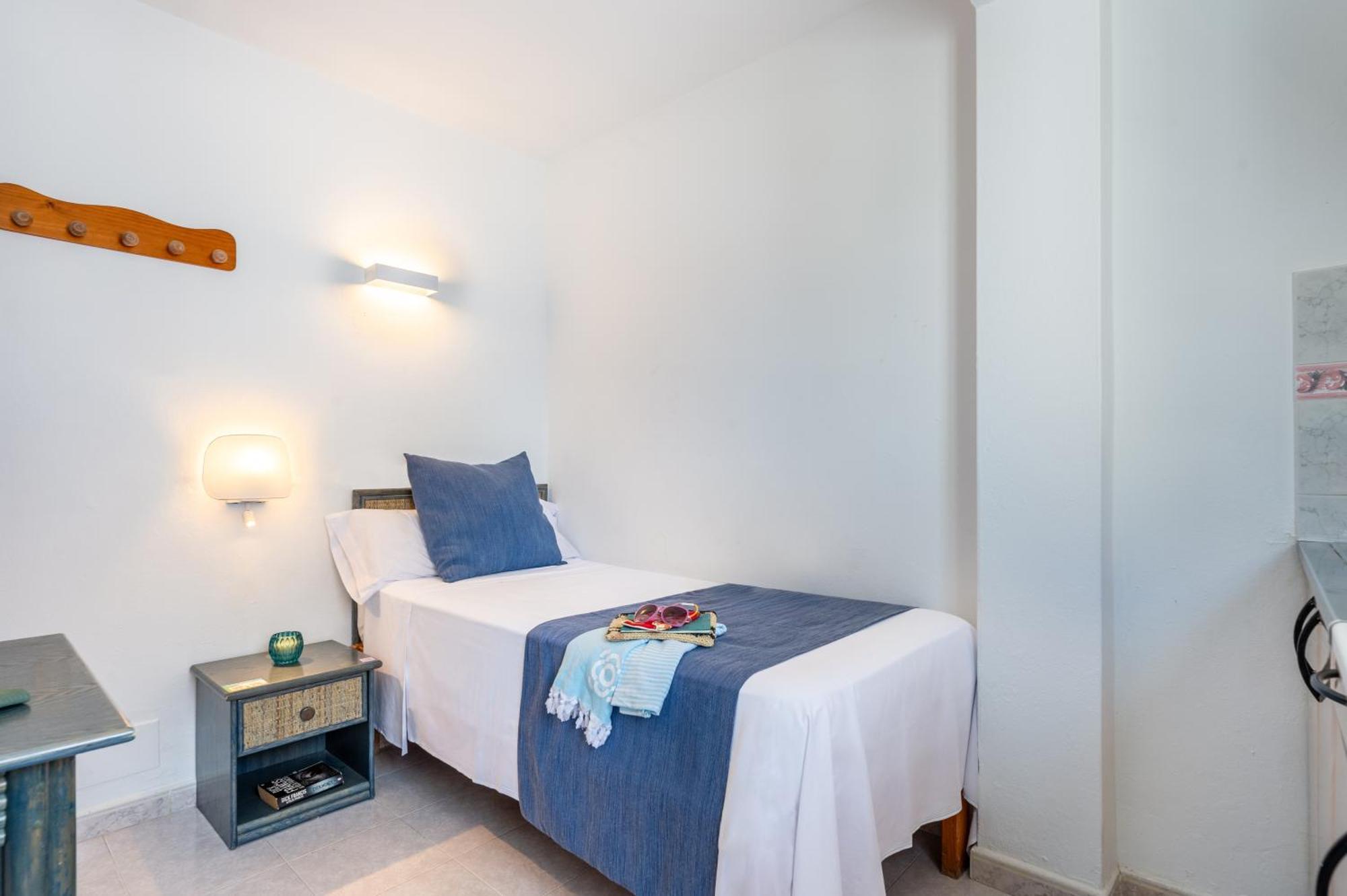 Hotel Apartamentos Vibra Central City - Adults Only Sant Antoni de Portmany Exterior foto