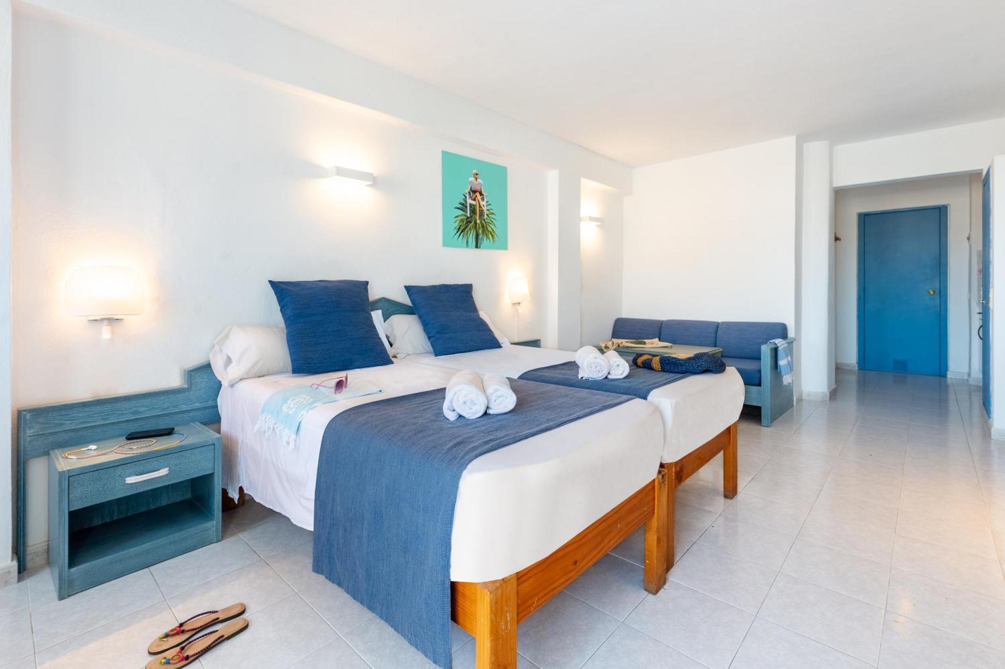 Hotel Apartamentos Vibra Central City - Adults Only Sant Antoni de Portmany Exterior foto